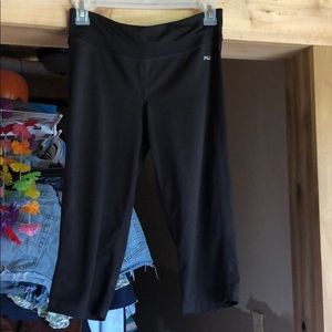 Fila black capris
